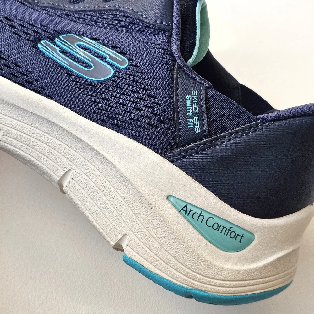 Skechers Hands Free Swift Fit Navy Sneakers Arch Comfort Womens 8